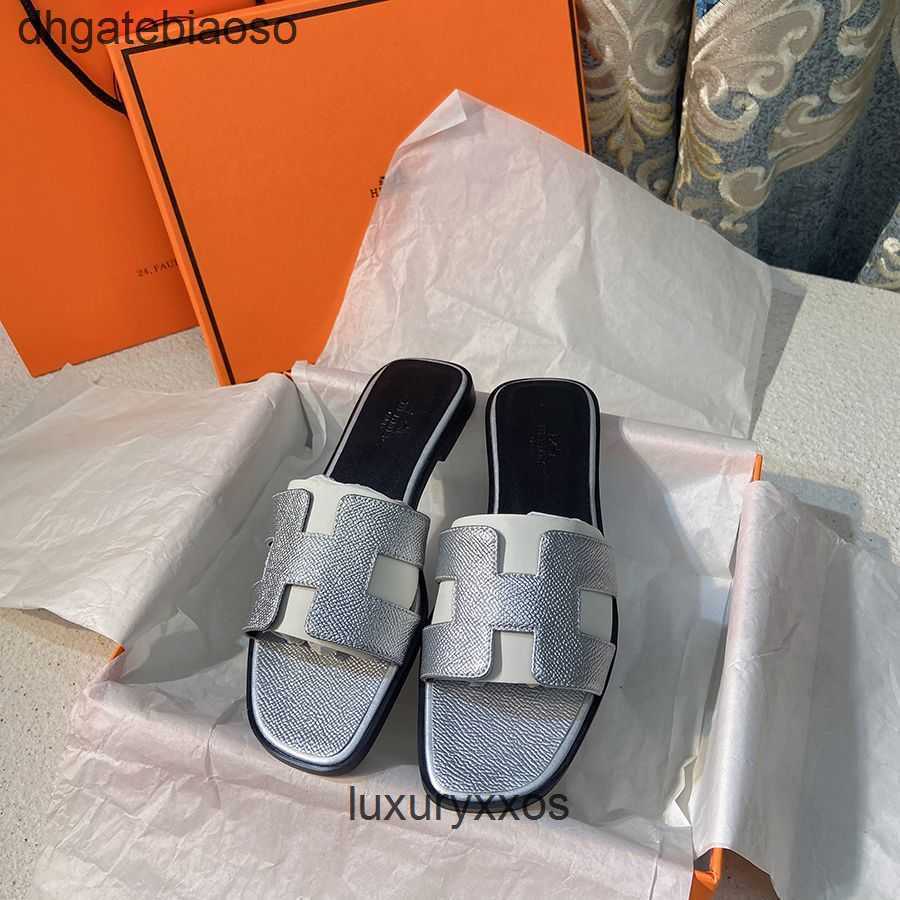 

h Oran Beach Shoe Slipper High Leather Sandal Slide 2023 Slippers Designer Women's Outwear Flats Flat Bottom Sandals Zhproran