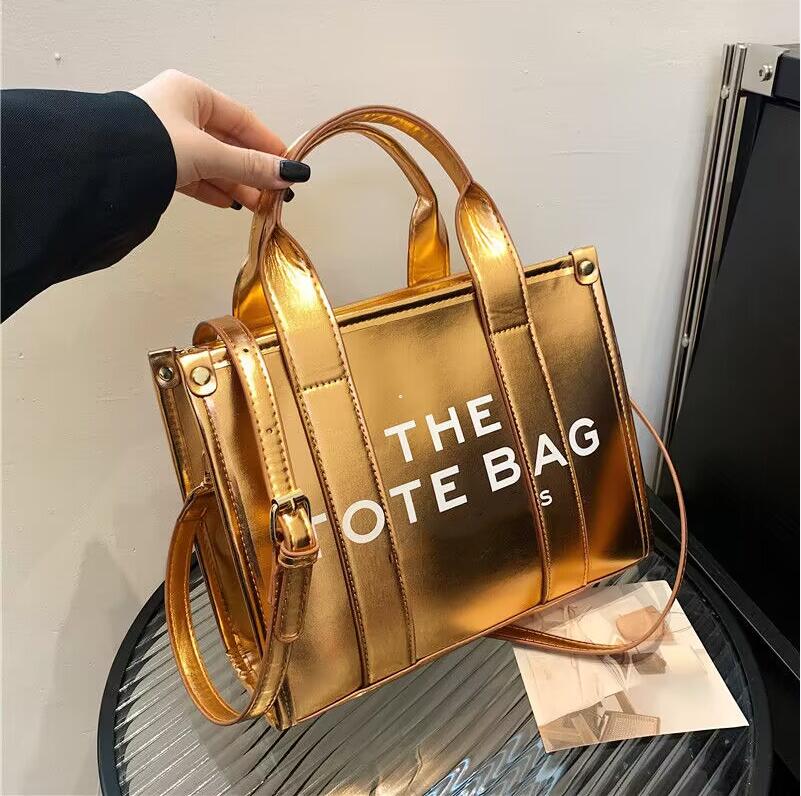 

the tote bag for Woman Designer black Wallets Practical Large Classic Capacity Coin Purse totes bages Crossbody bags Casual Square backpack Women Shoulder handbag