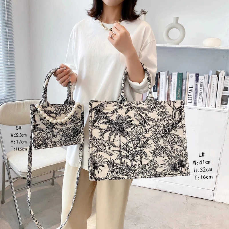 

Luxury Designer Handbag for Women Shoulder Bag High Quality Jacquard Embroidery Brand Shopper Beach with Short Handles Tote Bags 230510, Trumpet