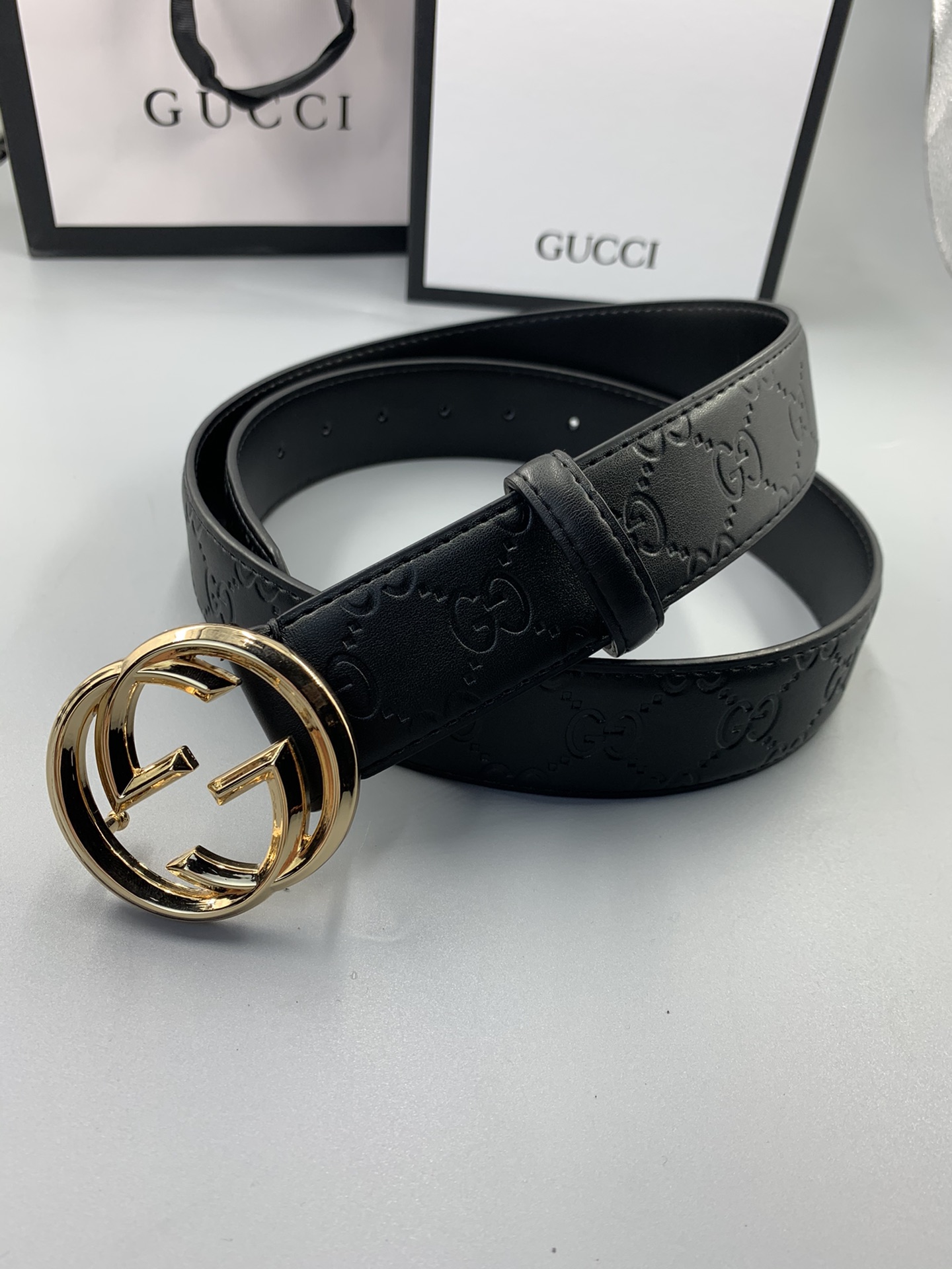 

Designer Hat Gucci Belt and Gloves Best Gift, Color2