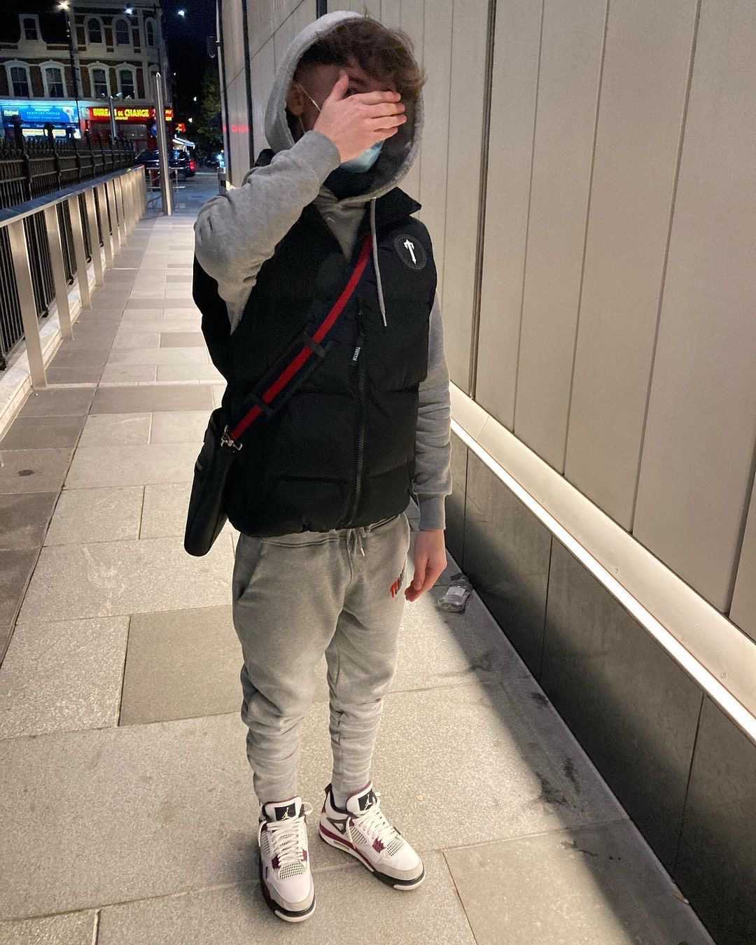 

Designer Clothing Mens Down Parkas coats Trapstar Vest Cotton Vest Black Gradient Drill Set Hiphop fashion brand Luxury Casual sports windbreaker jacket Outerwear