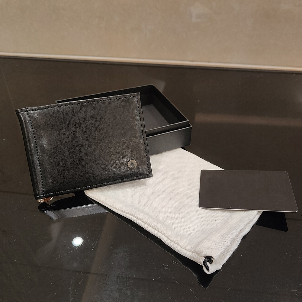 

Leather passport book branding card holder fashion designer wallet holder man woman coin pocket cash cheque holder coin business card case with original case cloth, Black with box