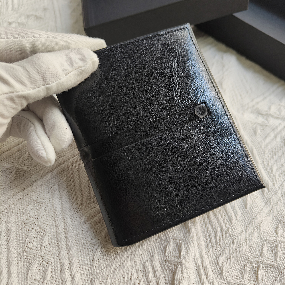 

Top men Credit wallets Brand Designer Card Holders Leather Totes With Boxes Foldover Pockets Mini purse Passport Cases Crossbody Bags, Wallet+box