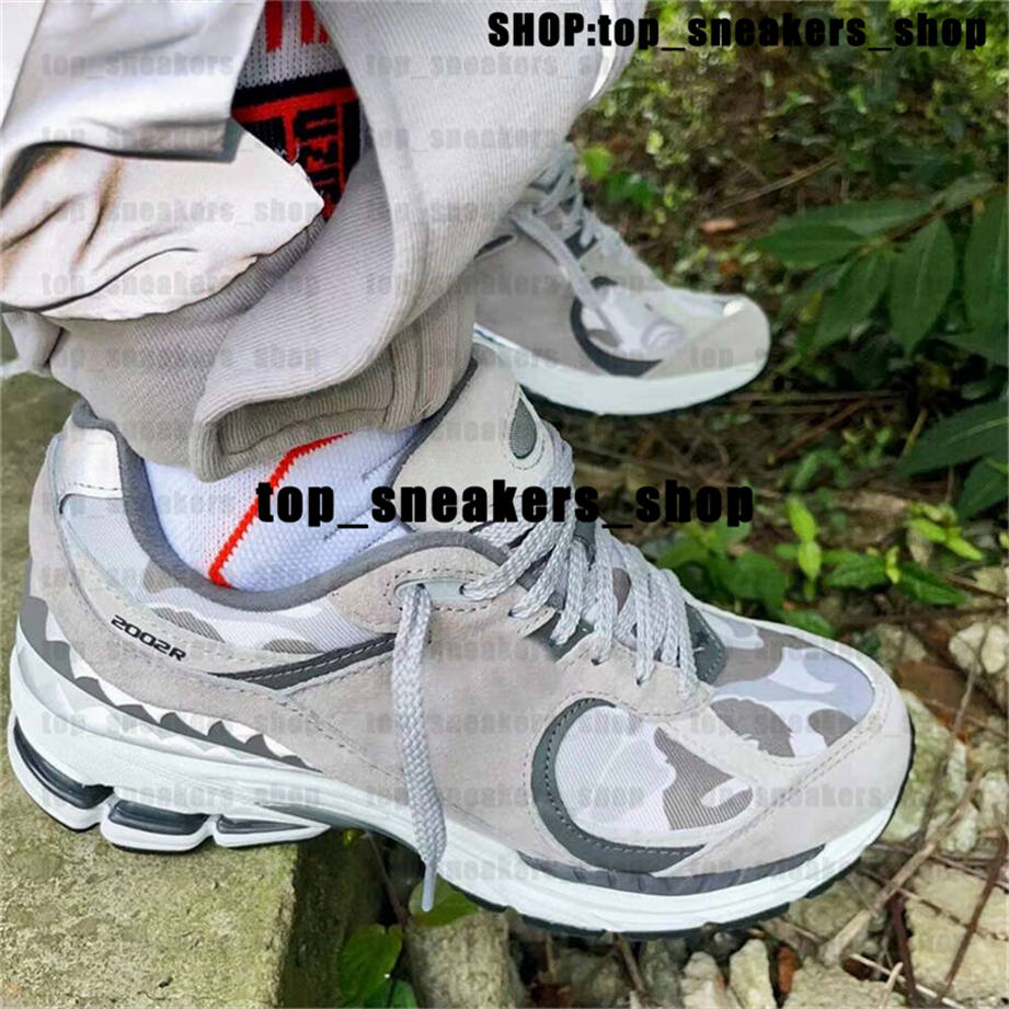 

Sneakers Designer Size 12 Trainers News Balance 2002R Shoes Mens BapeSta Grey Camo Women Kid Running Eur 46 Casual Us 12 Us12 Big Size Zapatos Fashion High Quality
