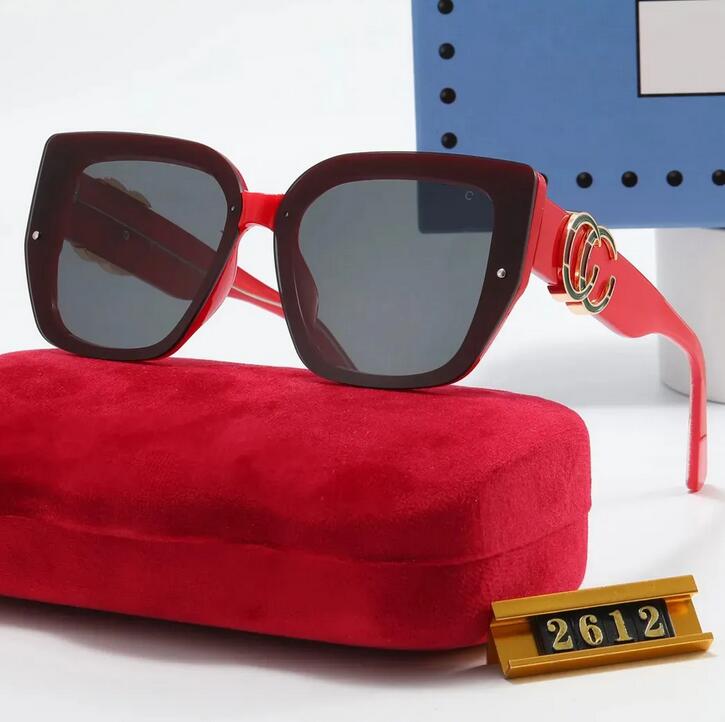 

Sunglasses Men and Women Classic Big Frame Sun Glasses For Female Trendy Outdoor Eyeglasses Shades UV400 G