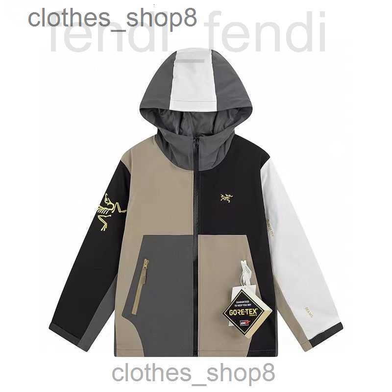

Men' Jackets luxuriousDesigner Fashion Original Mens Hoodies Arc 2023 Bird Embroidery Color Contrast Hooded Windbreaker Cardigan Coat Rushsui ZHOF UFWR, Picture color