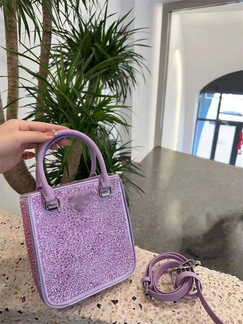 

2023 New designer handbags, crossbody bags, fashionable women's bags, rhinestone multifunctional bags, Black