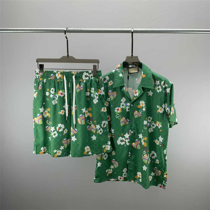 

1 summer fashion Mens Tracksuits Hawaii beach pants set designer shirts printing leisure shirt man slim fit the board of directors short sleeve short beachsQ103