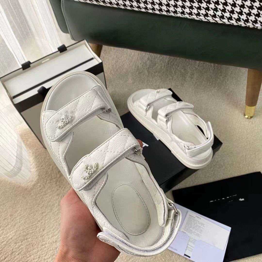 

designer sandal famous designer woman sandale womens sandal sandal designer slide casual slipper outer wear slipper buckle flat sandals shoe