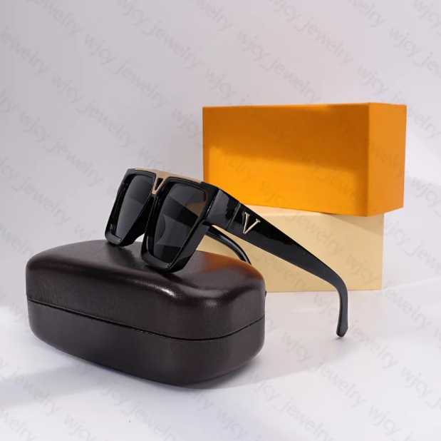 

Designer Sunglasses Fashion Summer Beach Glasses Full Frame Letter Rectangle Design for Man Woman 8 Optional Highly Quality