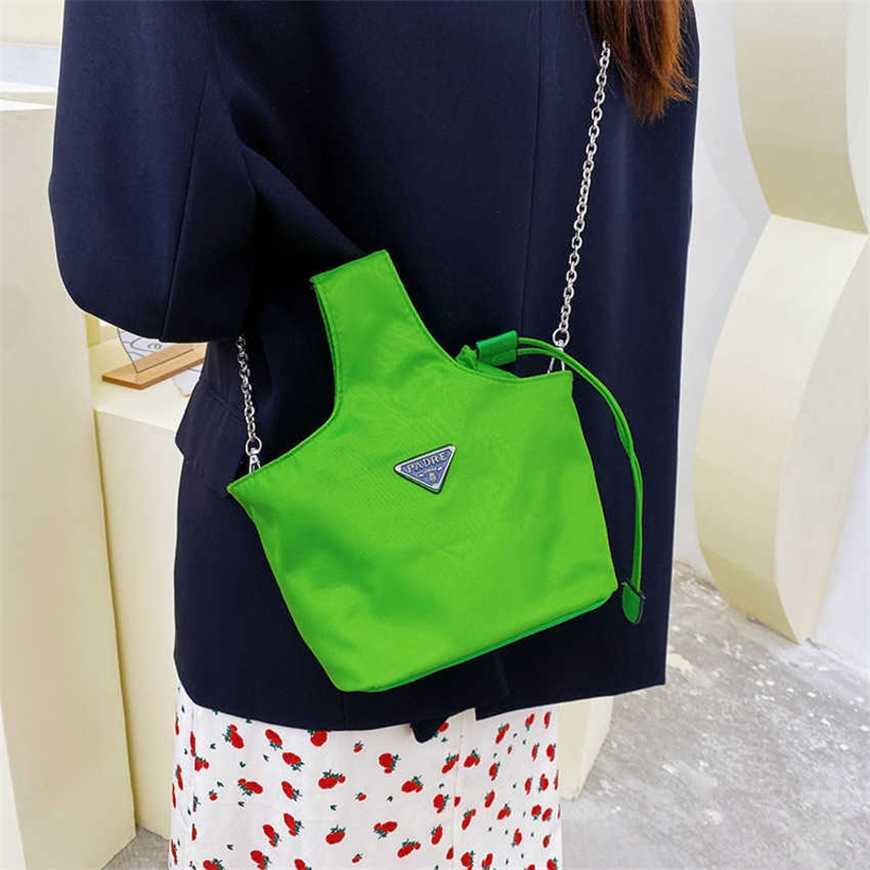 

23% 2023 Fashion hand Handheld bucket fashion trend single shoulder crossbody bag for women, Black9