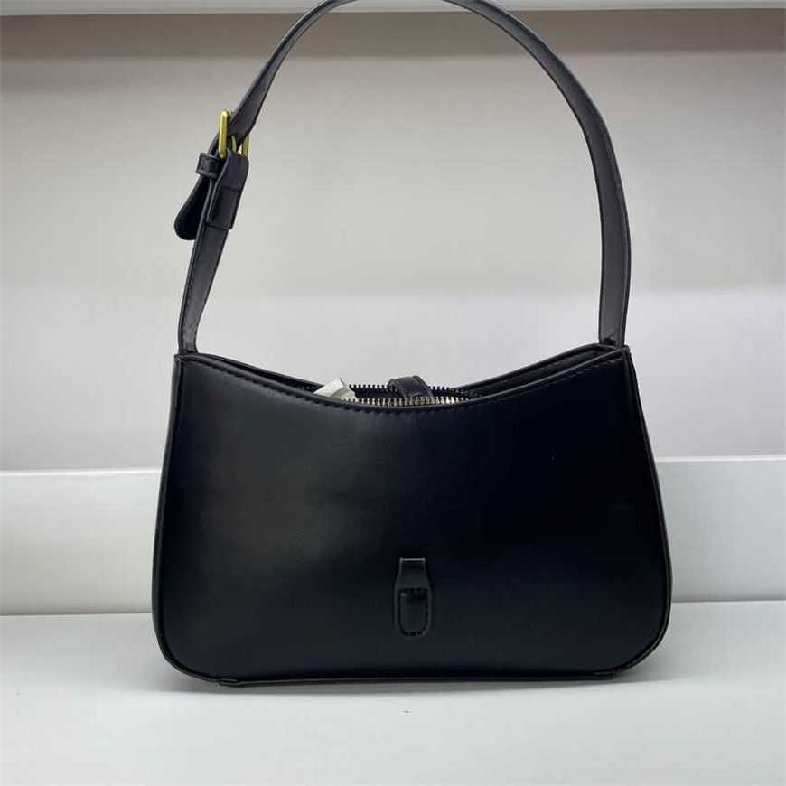 

23% 2023 Fashion hand Live broadcast of female Yang Shulin's underarm fashionable shoulder niche high-end feeling women's medieval hobo stick bag, Black7