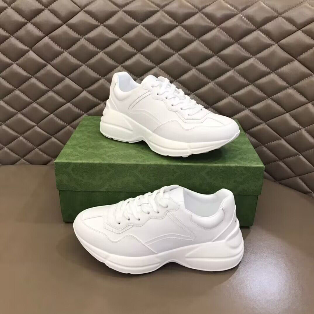 

Top Luxury Men Rhython Sneakers Shoes Low-top Nylon Calfskin Suede Leather Men Women Trainers Famous Brand Comfort Wholesale Walking Box guccis gg