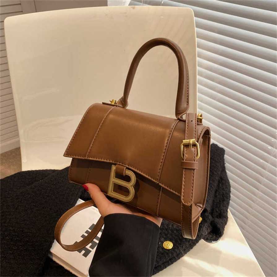 

17% OFF 2023 Fashion hand Urban minimalist temperament women's celebrity trendy style one shoulder elegant and westernized PU leisure bag new model, Black14