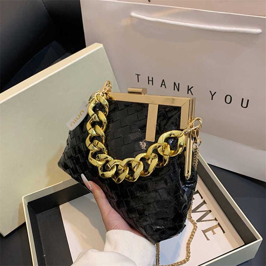 

13% OFF 2023 Fashion handbag French Celebrity Temperament New Versatile Clip On Hand One Shoulder Crossbody Women's Bag, Silver9