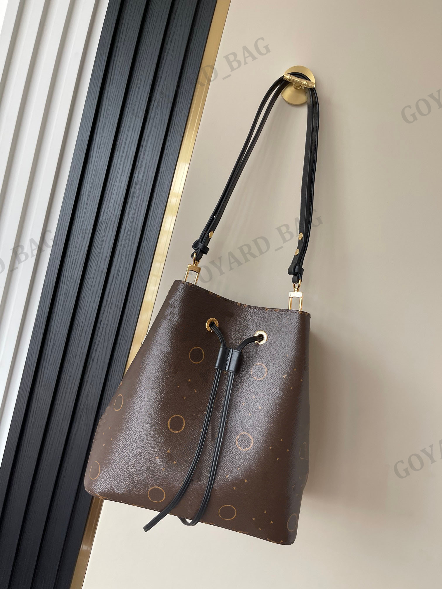 

Nautical Neonoe MM Bucket Bag N40474 Summer Womens Damier Azur Canvas Drawstring Bag Luxury Designer Navigational Ropes and Chains Crossbody Shoulder Bag Leather, White