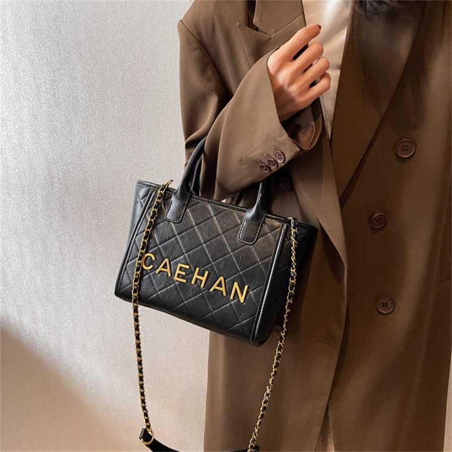 

17% OFF 2023 handbag Autumn/Winter Fashion Trend New Western Small Fragrance Style One Shoulder Crossbody Bag for Women, Reddish brown