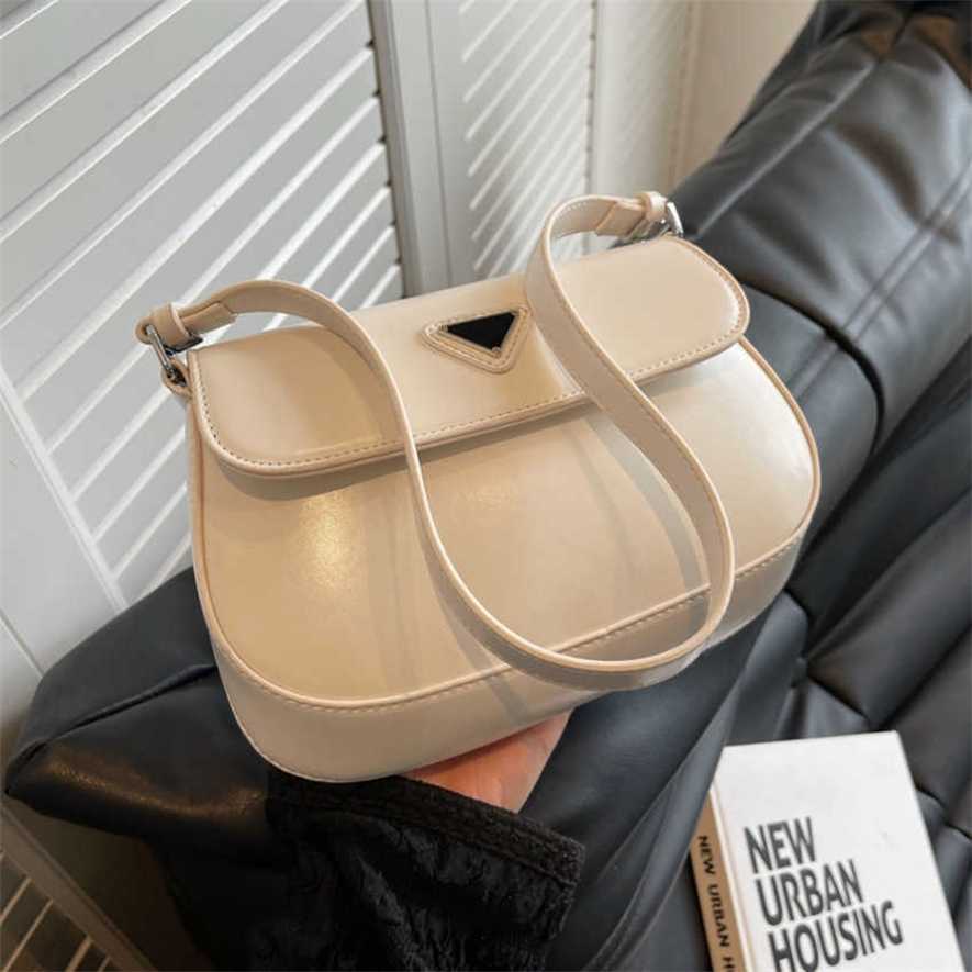 

13% OFF 2023 handbag Triangle Single Shoulder Underarm New Silver s Fashion Crossbody Bag Live Broadcast, Black9