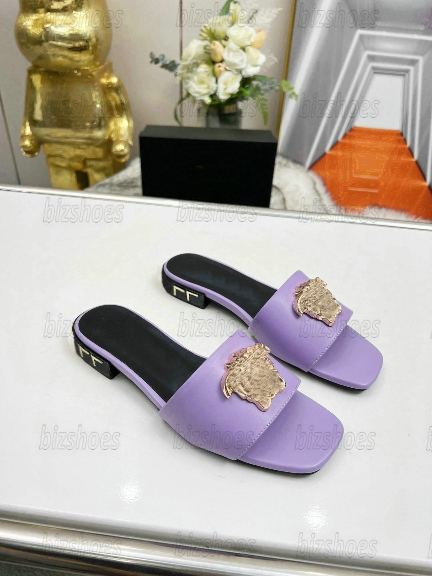 Women's Leather Slipper La Medusa Head Slide Sandals Designer Coin Pool Slides For Women Greek mythology Luxurys Flat Heel Sandal Ladies Slip-o