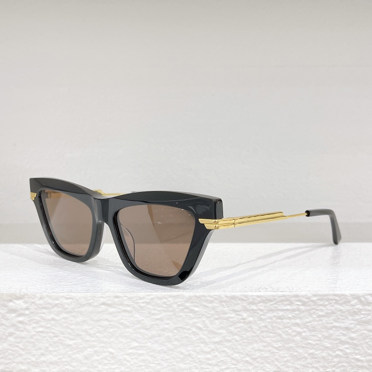 

Sunglasses For Men Women Summer 1241 Designers Style Anti-Ultraviolet Retro Plate Full Frame Eyeglasses Random Box