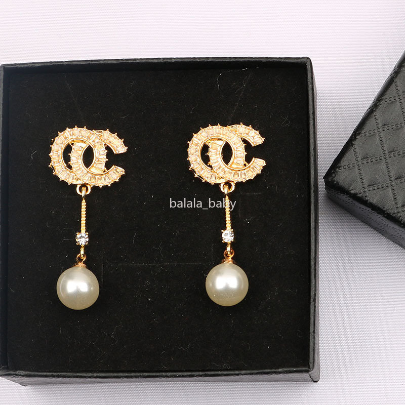 

Designer Earrings Double Letter Dangle Earring Round Hoop Earrings Women Wedding Party Gift Jewerlry Accessories 20 Style