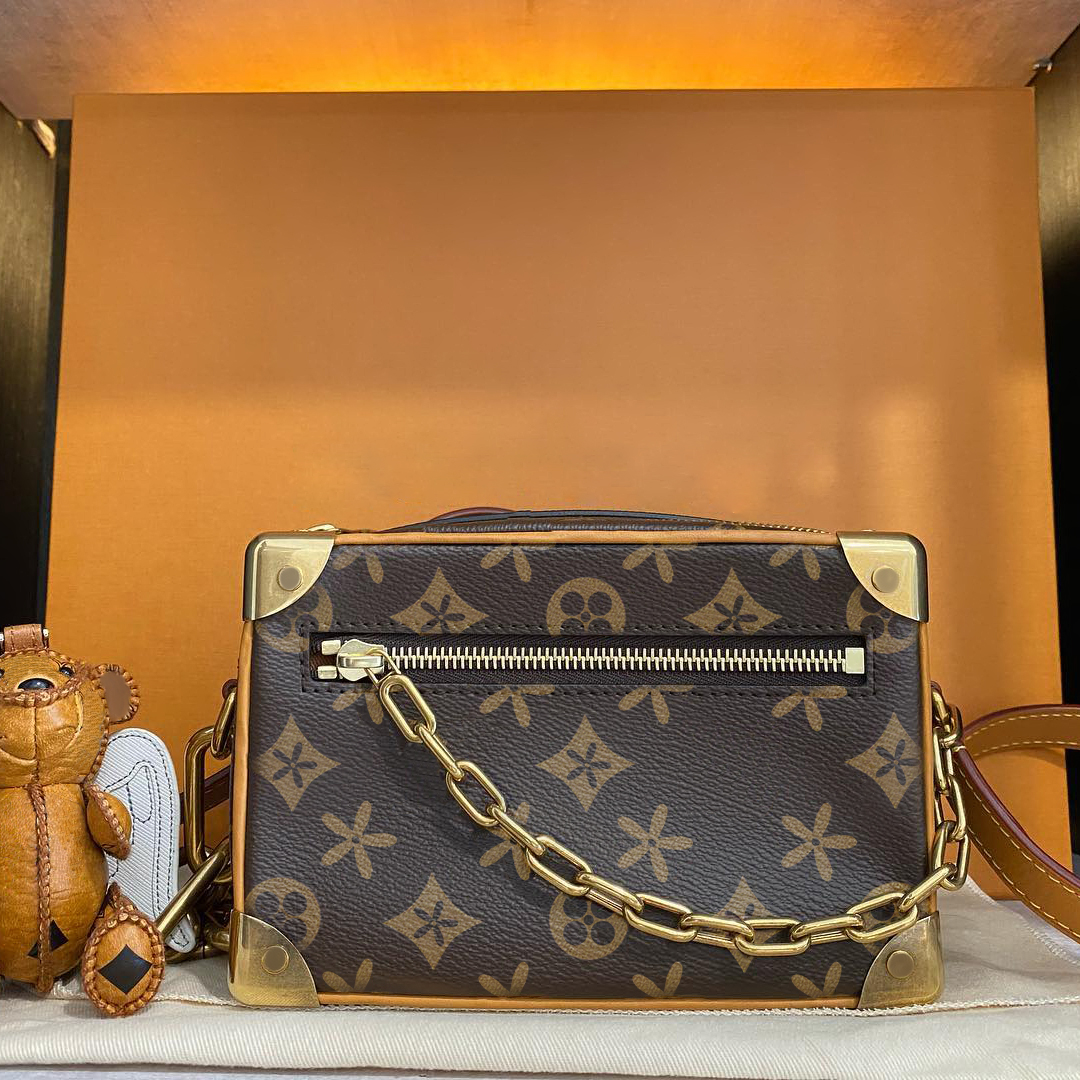 

Mini soft trunk box designer bag M44735 Women louvis luxurys clutch duffle bags Mens pochette tote evening bag wallet Leather handbag crossbody Shoulder makeup bags, Mon0gram orange chain