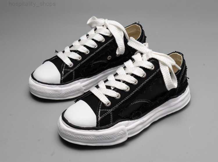 

Co branded Maison Mihara Yasuhiro MMY Shoes Dissolve Shoes Men Casual Canvas Shoes Women's Sneakers Vintage Lace-up Black Solid Men's Sneaker, Color 2