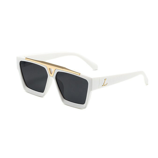 

Designer Sunglasses For Women Beach Outdoor Sun Glasses UV400 Goggle For Woman 4 Color Optional High Quality