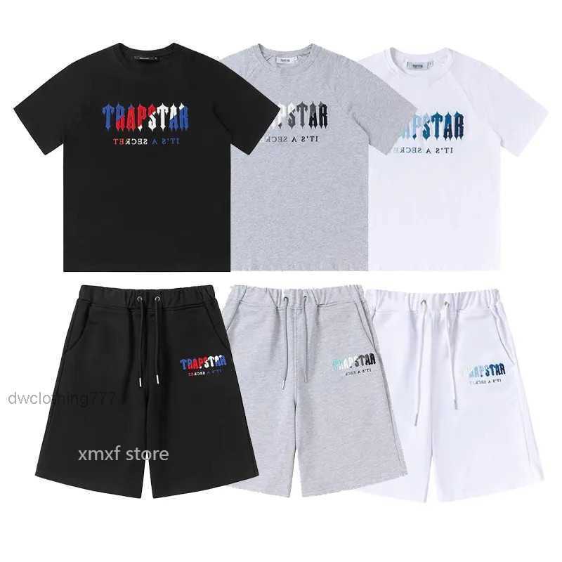 

Men's Trapstar T Shirt Set Letter Embroidered Tracksuit Short Sleeve Plush Shorts 2023