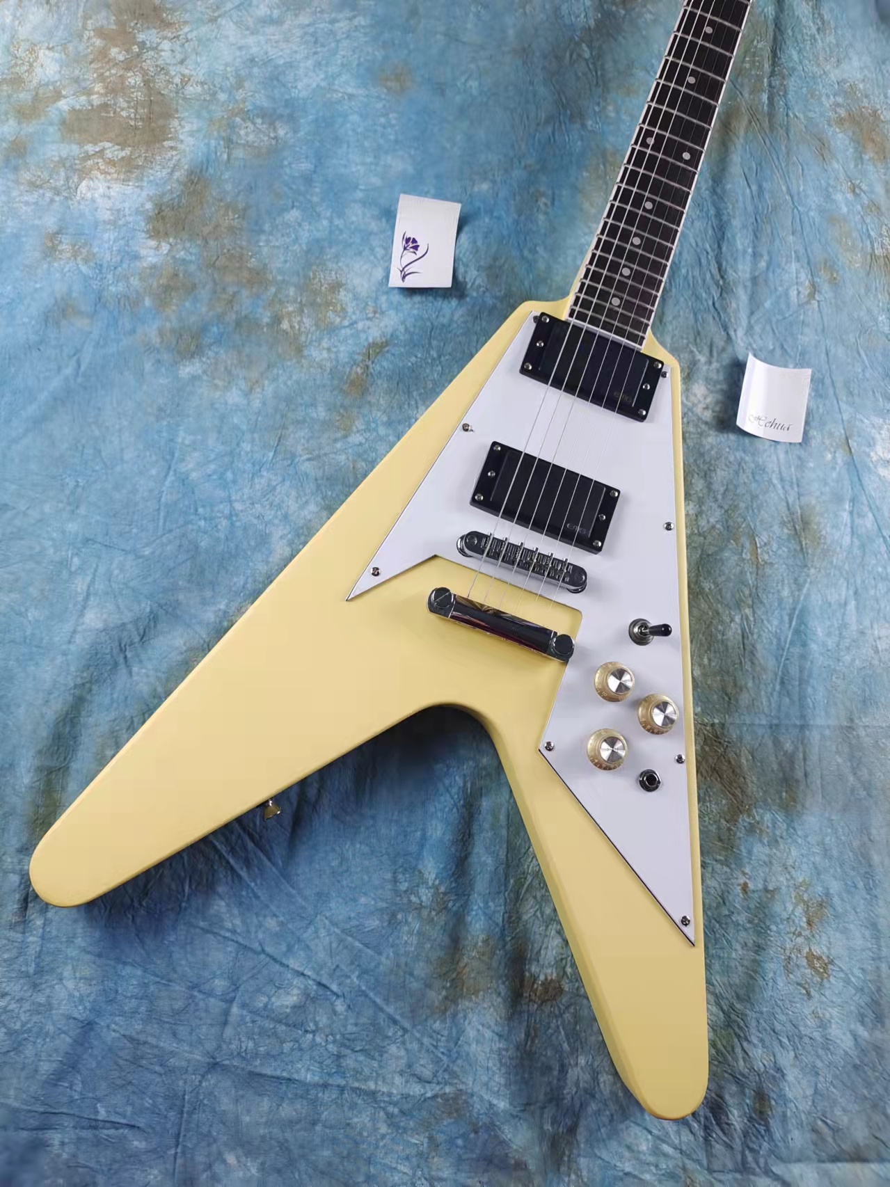 

High quality flying V, mahogany body, rosewood fingerboard, EMG pickup, cream matte, vintage guitar, quick shipping