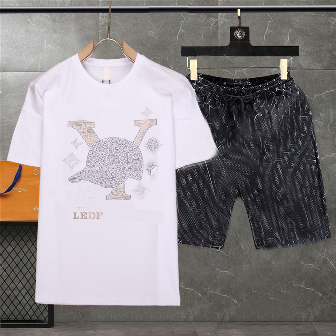 

Short sleeved T-shirt Mens Set American style High Street Summer Fashion trend Loose and Handsome man Set Versatile and comfortableMatchingSummer Tracksuit, Black