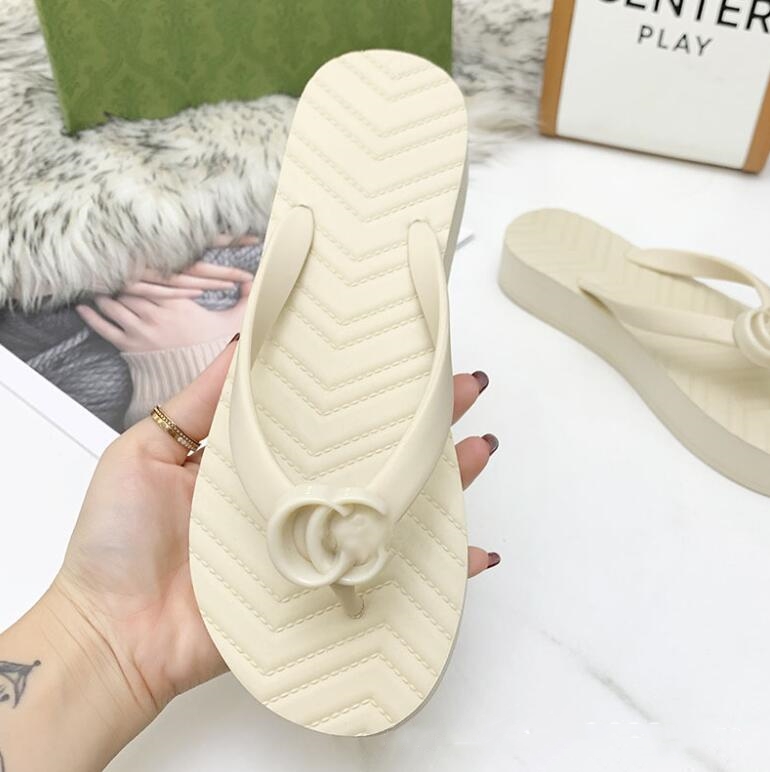 

2023 new summer ladies casual flip-flops soft bottom eva sandals female summer outside wear beach shoes black non-slip rain shoes thick bottom