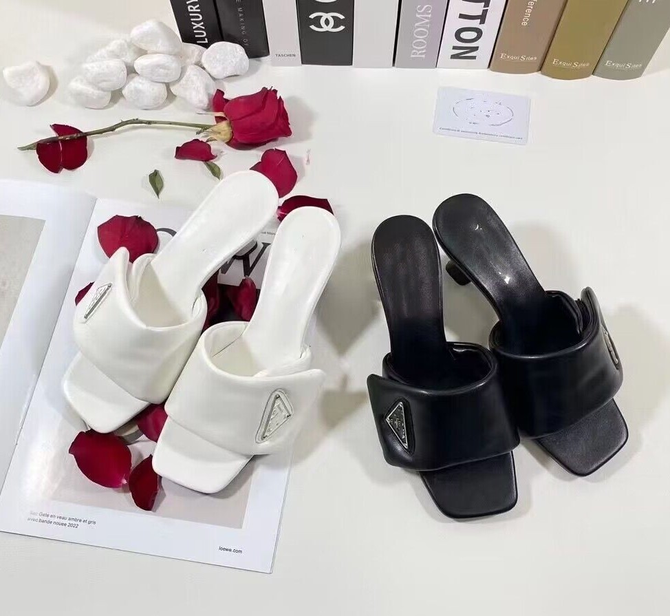 

Summer Beach Low Heel Slippers Triple Cross Decorative Sandals Leather Sexy Designer Shoes 6.5 cm High Belt Buckle Women's Shoes Fashion Platform 35-41