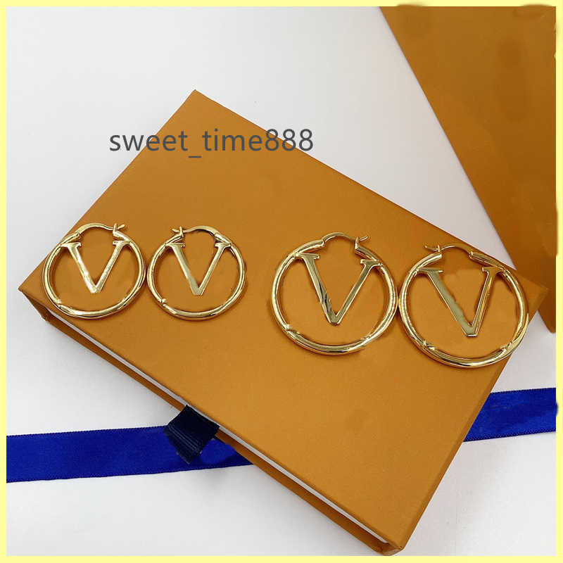 

Women Hoops Earrings Fashion Womens Circle Simple Gold Earring Jewelry Luxurys Designer Earrings Silver Letter Stud Earring Size 5 Cm