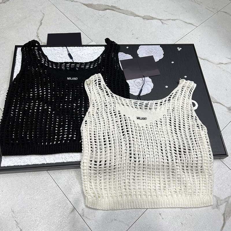 

Women Knits Top Designer 23SS Knitted Vest Triangle Sleeveless Breathable Knitted Pullover Womens Sport Tops