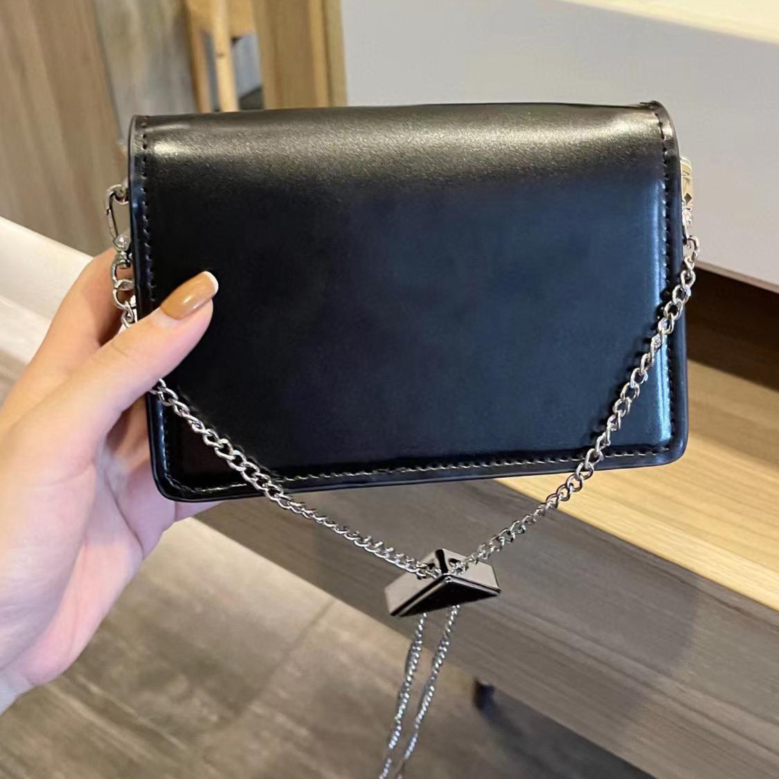 

Designer leather Shoulder Bag triangular Chain Handbag double placket women's Totes Cross body purses designer personalized fashion diagonal Wallets, White