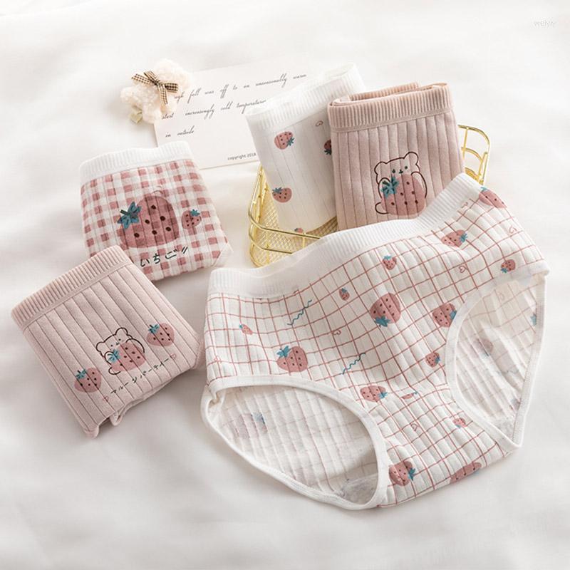 

Women's Panties Japanese Cute Strawberry Women's Cotton Briefs Mid-waist Women Solid Color Comfortable Panty Lingerie Female Underwear