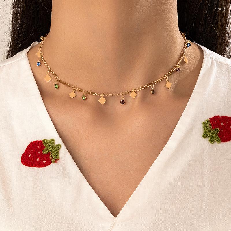 

Pendant Necklaces Fashion Simple Creative Color Beads Prismatic Small Design Personality Geometric Street Po Temperament Necklace