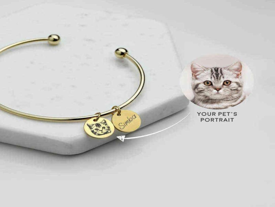 

Personalized Animal Portrait Cuff Bracelet Gift for Dog Mom and Cat Person Custom Po Jewelry Family Girlfriend8995658
