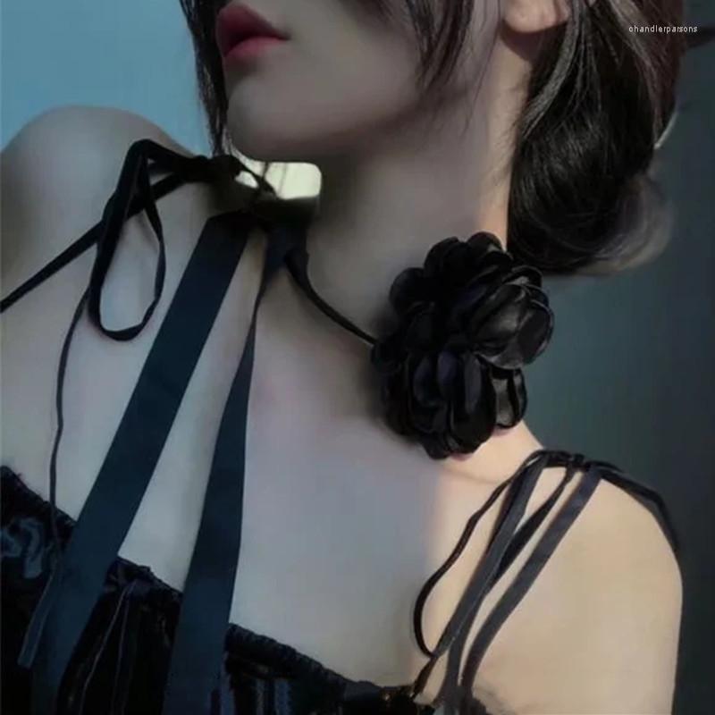 

Pendant Necklaces Black Mesh Flower Choker Clavicle Chain Necklace Women's Simple Design