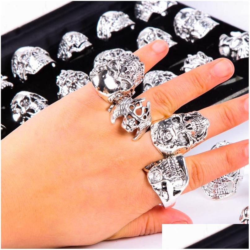 

Band Rings Tibetan Sier Skl Ring Biker Wholesale Retro Mixed 20Pcs Topquality Gothic Punk Assorted Lots Style Bikers Mens Vintage Dr Dhhmb