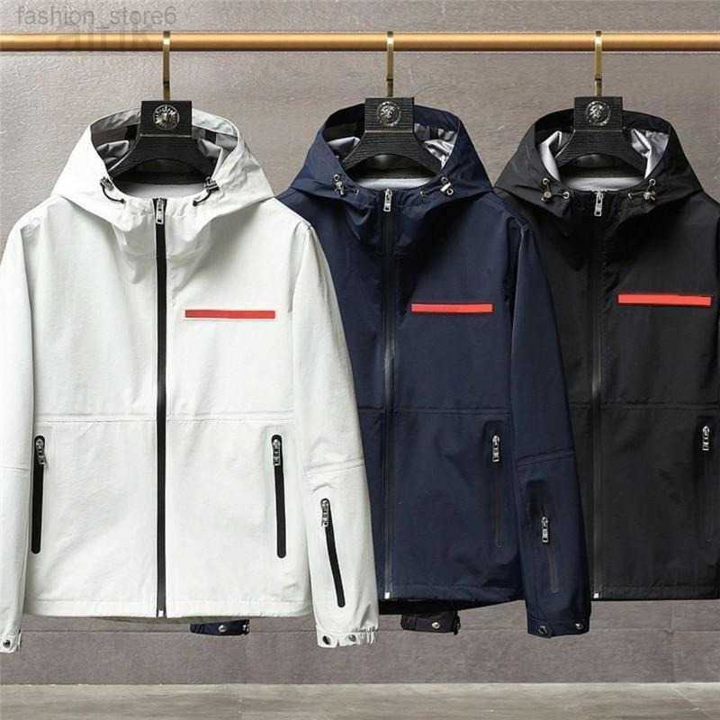 

Mens Jacket Hooded Autumn Winter Style For Men Women Windbreaker Coat Fashion Luxury With Zippers Letters Printed Outwears Designer Coats size L//2XL