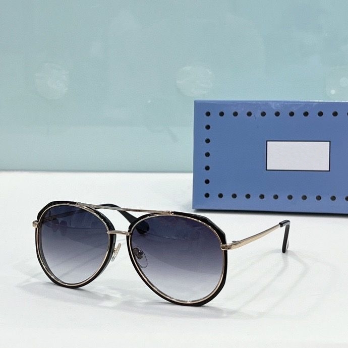 

2023 women men high quality fashion sunglasses gold black thin metal frame purple Gradient Color oval glasses available with box