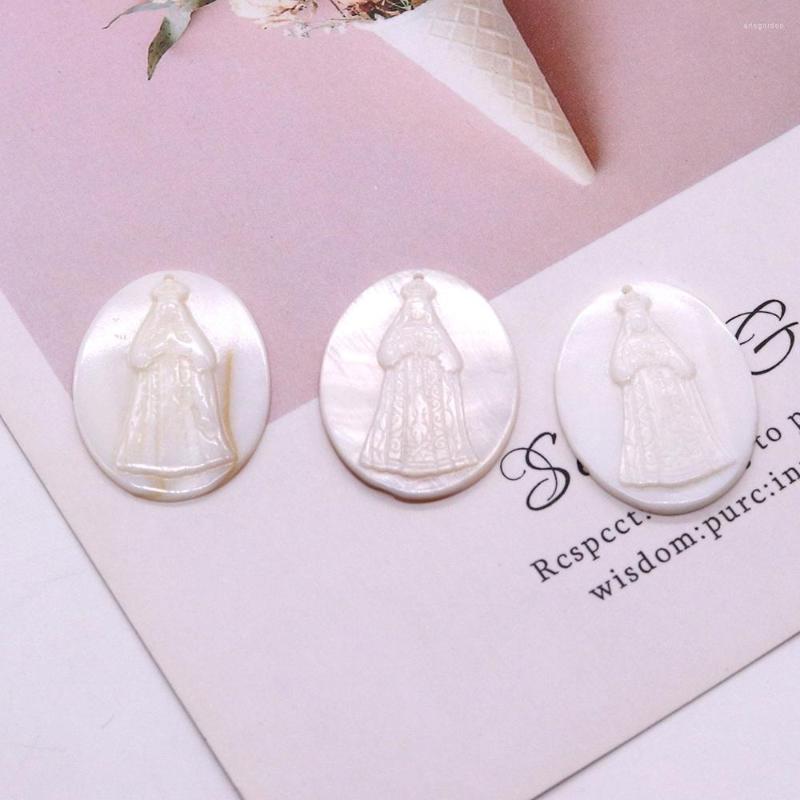 

Charms Fashion Perforateless Shell Carved Pendant Delicate Oval Mother Of Pearl Charm Jewelry Making DIY Necklace Accessories 23x30mm