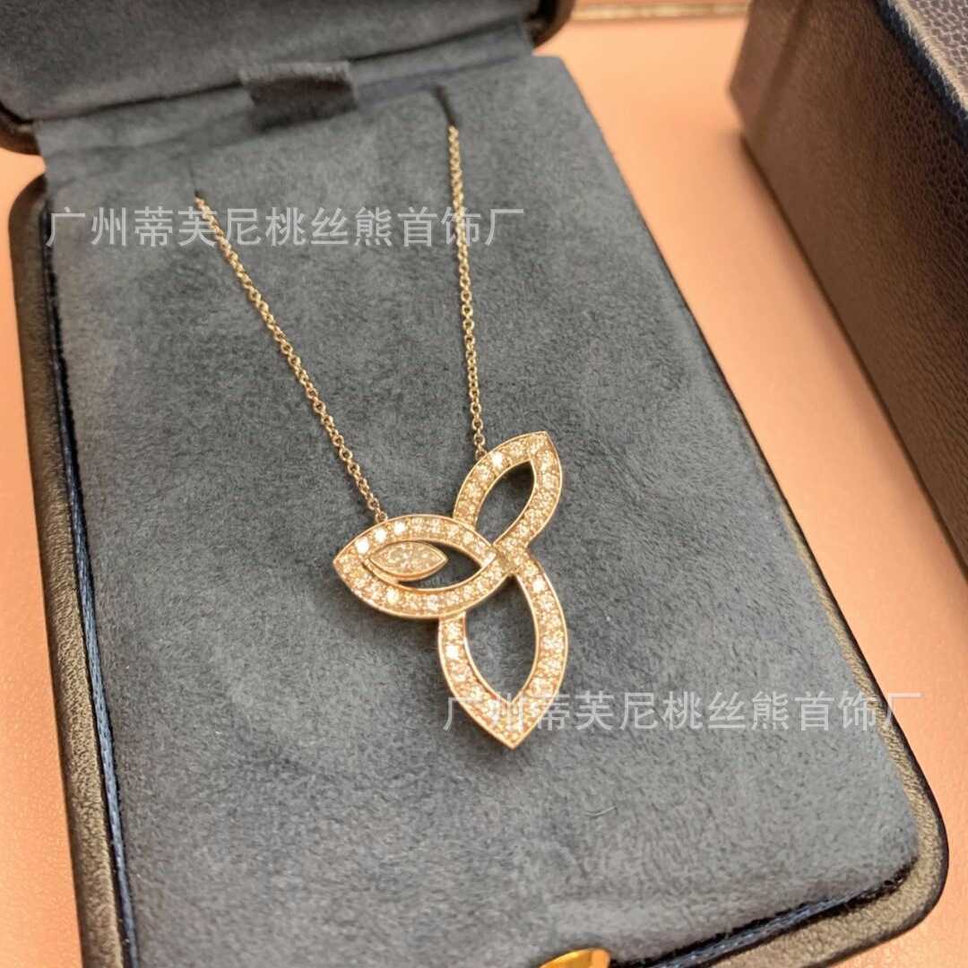 

HW Olive Diamond Pendant Necklace s925 Sterling Silver Leaf Linlin Light Luxury Small and High end Feeling Collar Chain
