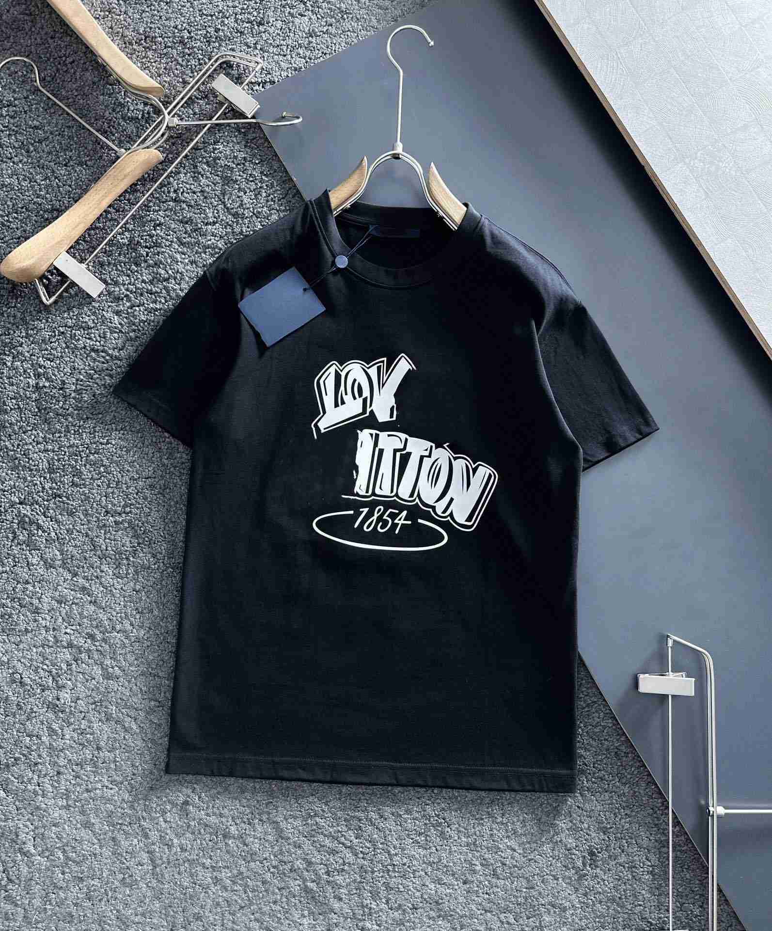 

Men's T-shirts 23ss Rhude Mens t Shirt High Quality Tess Designer Casual Fashion Short Sleeve Europe America Men Women Round Neck Tshirts Usa Size M-xxl G20