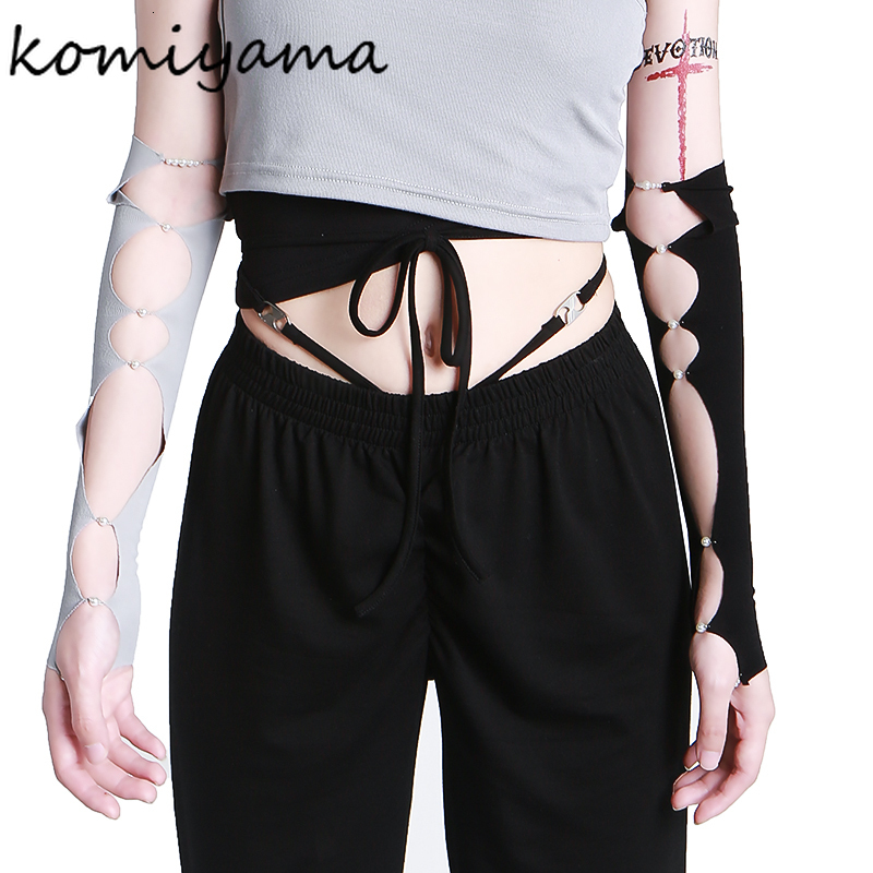 

Sleevelet Arm Sleeves Komiyama Chic Pearl Chains Hollow Out Design Gloves Casual Allmatch Sunprotective Sleeve Spring Summer 2023 Warmer 230512
