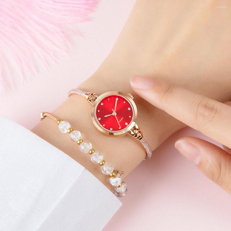 

Wristwatches Comfortable Wear High Accuracy Bling Rhinestone Bracelet Watch For Dating, Red