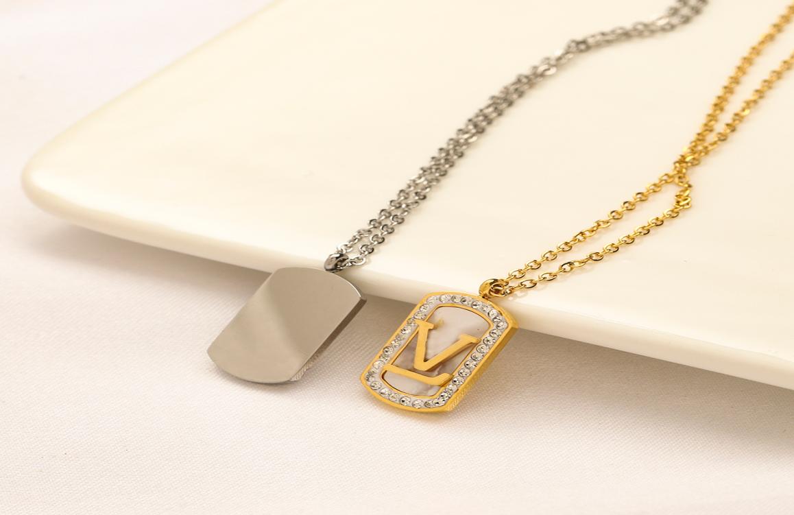 

Never Fading 18K Gold Plated Luxury Brand Designer Pendants Necklaces Crystal Stainless Steel Letter Choker Pendant Necklace Chain8401131