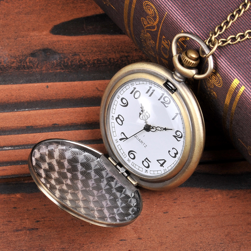 

Retro Watch Quatz Remember The History "United States Veteran" Bronze Pocket Watch With Necklace Chain Cool Pendant Clock Gift